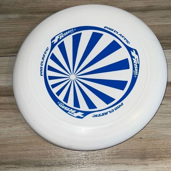 Frisbee Disc Pro Classic Disc Golf 4.5  Oz - Picture 1 of 7